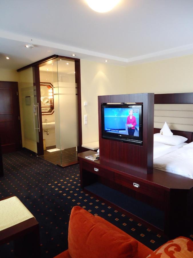 Akzent Hotel Loewen Langenargen Phòng bức ảnh