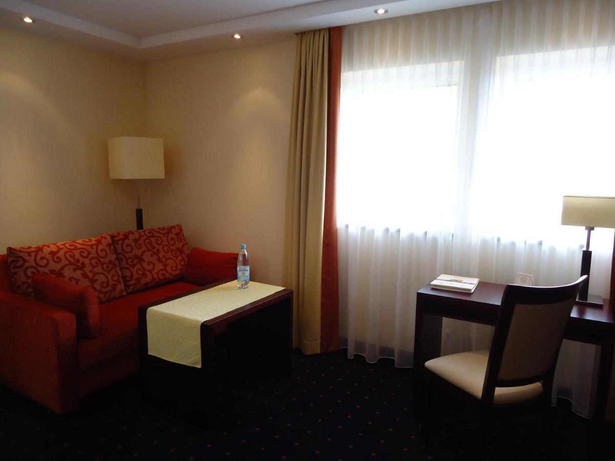 Akzent Hotel Loewen Langenargen Phòng bức ảnh